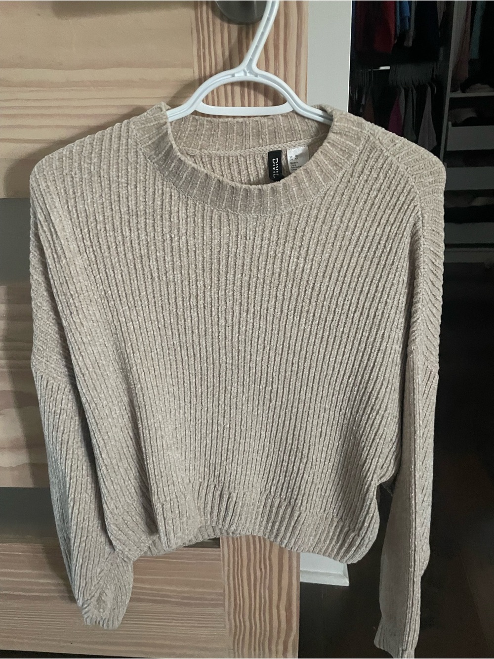 H&M Cream Ribbed Crewneck Sweater - xsmall